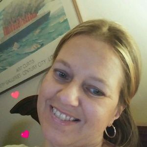 Meet your Posher, Gina